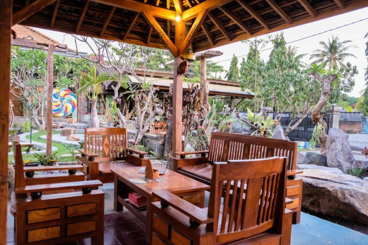 Sunrise Lodge & Lounge Singaraja  Ngoại thất bức ảnh
